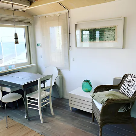 Gezellig Strandhuisje 50m Zee *