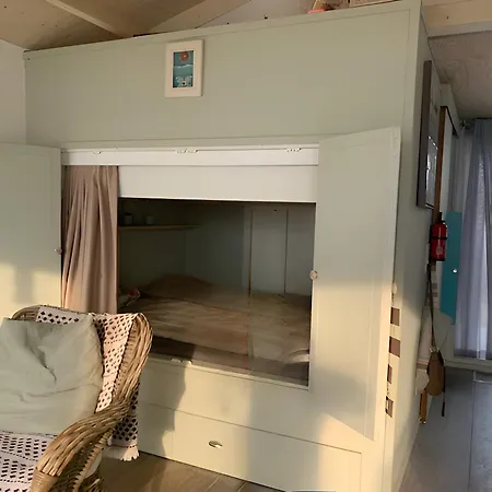 Prázdninový dům Gezellig Strandhuisje 50m Zee *